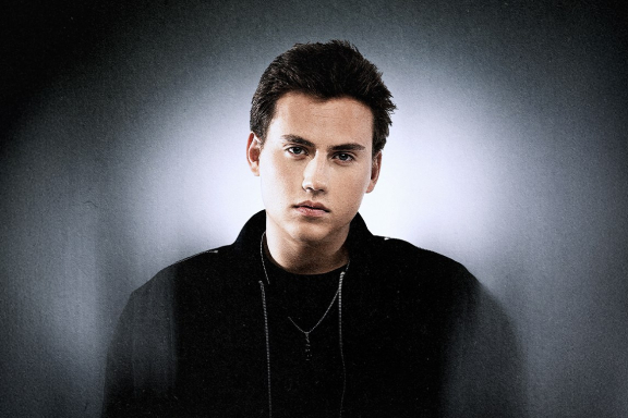 &Tcy;&rcy;&icy;&ncy;&acy;&dcy;&tscy;&acy;&tcy;&softcy; &kcy;&acy;&rcy;&acy;&tcy;