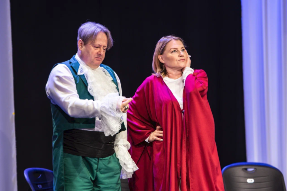 Спектакль «Опасный холостяк»